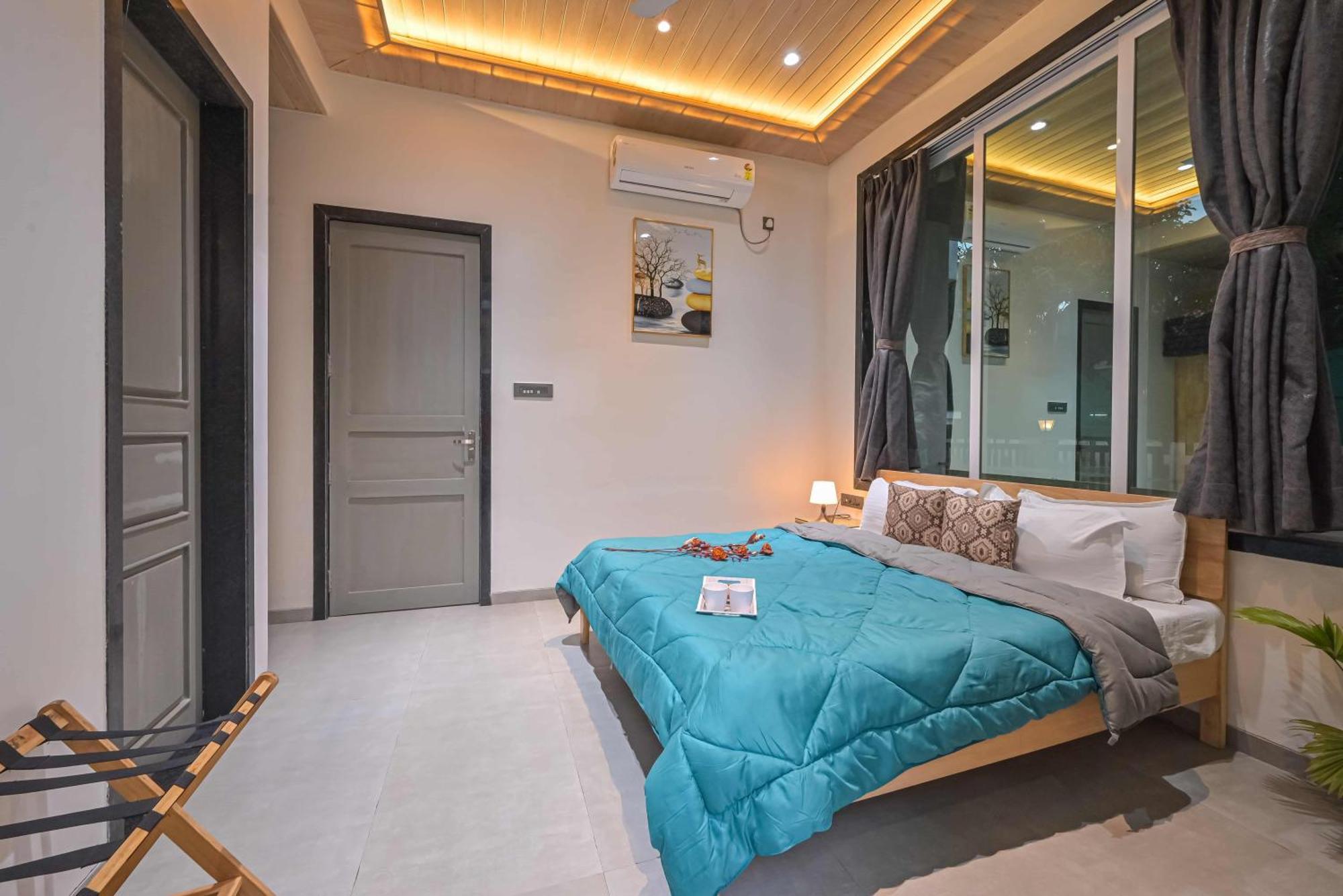 Elegant Villa By Tropicana Stays ロナバラ エクステリア 写真
