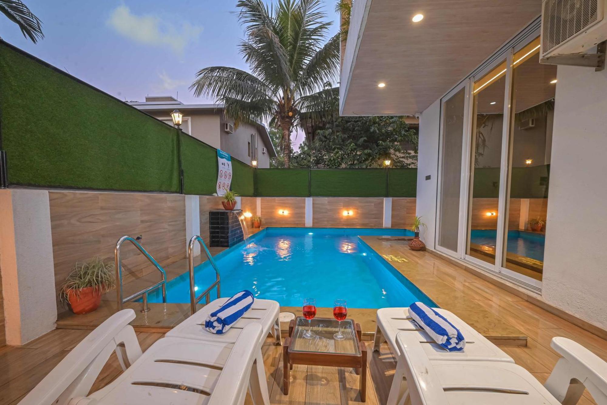 Elegant Villa By Tropicana Stays ロナバラ エクステリア 写真